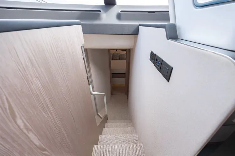 Slide: The Image of 2023 Azimut 60 - Image 38 - 38