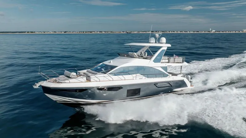 Slide: The Image of 2023 Azimut 60 - Image 4 - 4