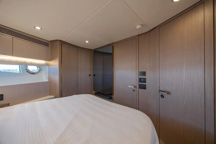 Slide: The Image of 2023 Azimut 60 - Image 51 - 51