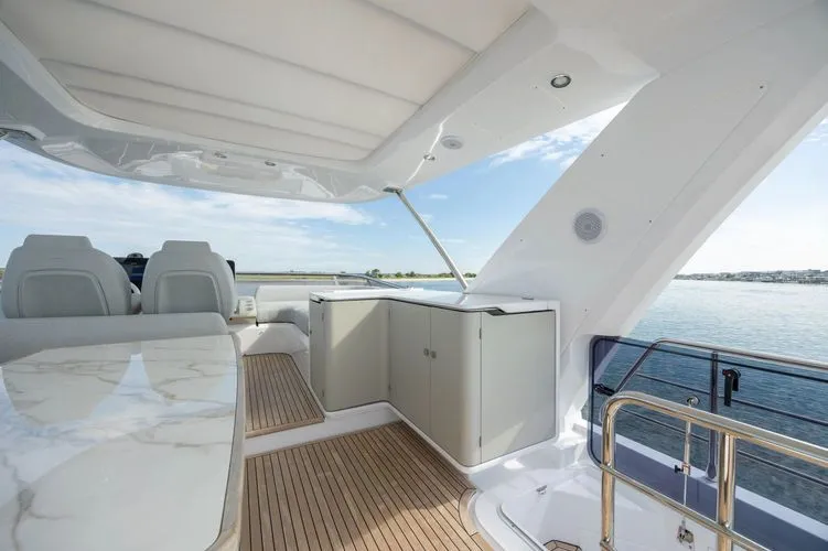 Slide: The Image of 2023 Azimut 60 - Image 65 - 65