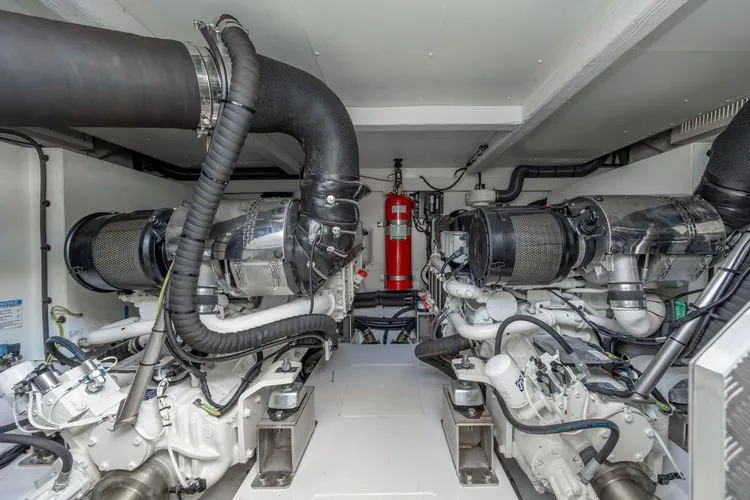 Slide: The Image of 2023 Azimut 60 - Image 78 - 78