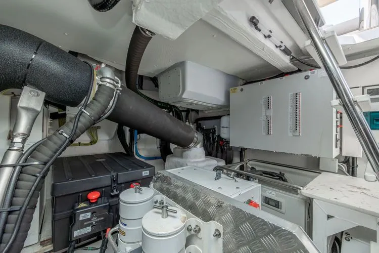 Slide: The Image of 2023 Azimut 60 - Image 85 - 85