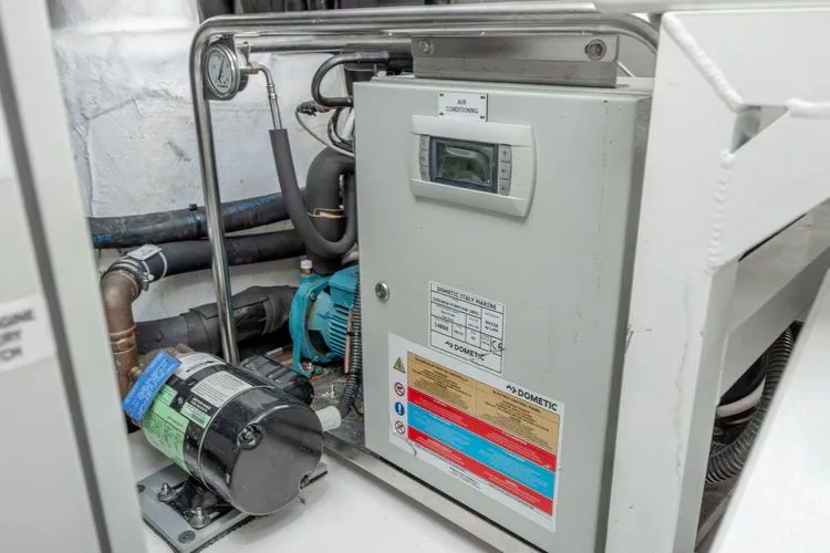 Slide: The Image of 2023 Azimut 60 - Image 87 - 87