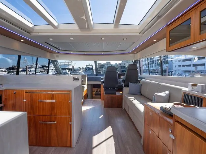 Slide: The Image of 2023 Riviera 6000 Sport Yacht Platinum - Image 15 - 15