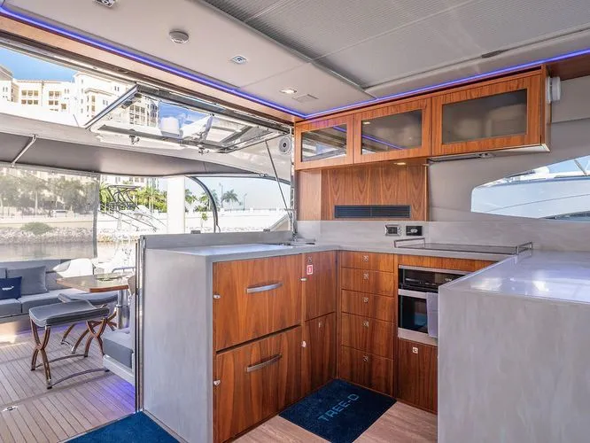 Slide: The Image of 2023 Riviera 6000 Sport Yacht Platinum - Image 16 - 16