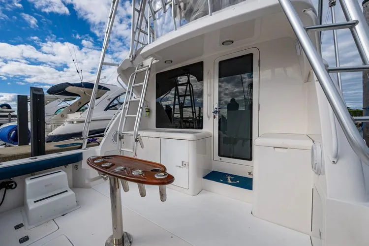 Slide: The Image of 2001 Bertram 390 - Image 11 - 11