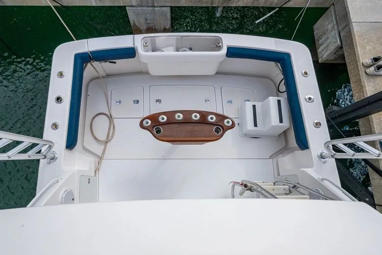 Slide: The Image of 2001 Bertram 390 - Image 13 - 13