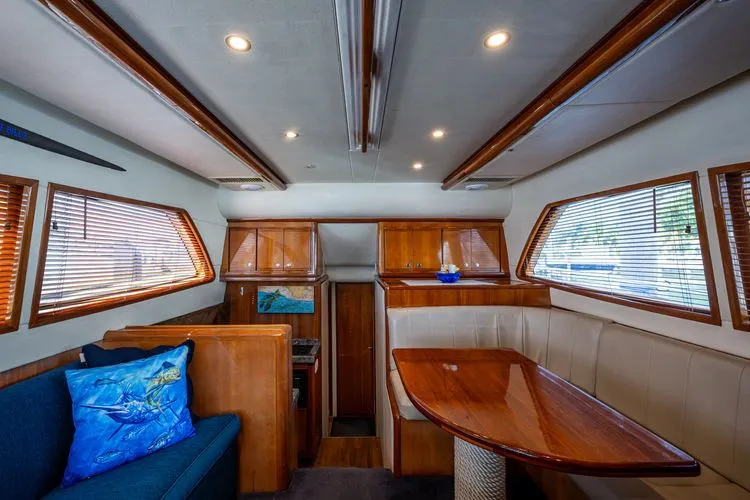 Slide: The Image of 2001 Bertram 390 - Image 21 - 21