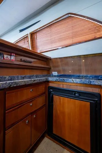 Slide: The Image of 2001 Bertram 390 - Image 27 - 27