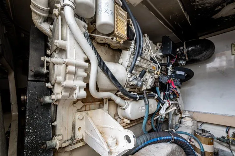 Slide: The Image of 2001 Bertram 390 - Image 40 - 40