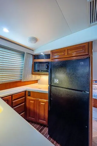 Slide: The Image of 1998 Viking 47 Convertible - Image 31 - 31