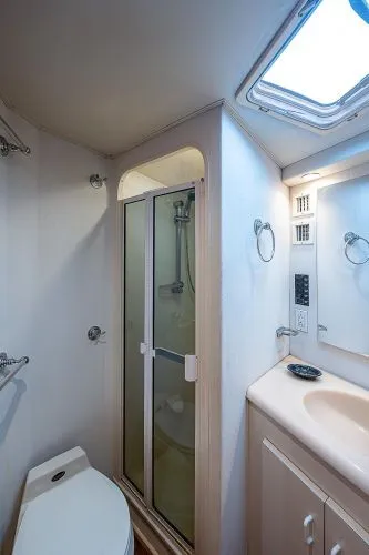 Slide: The Image of 1998 Viking 47 Convertible - Image 41 - 41