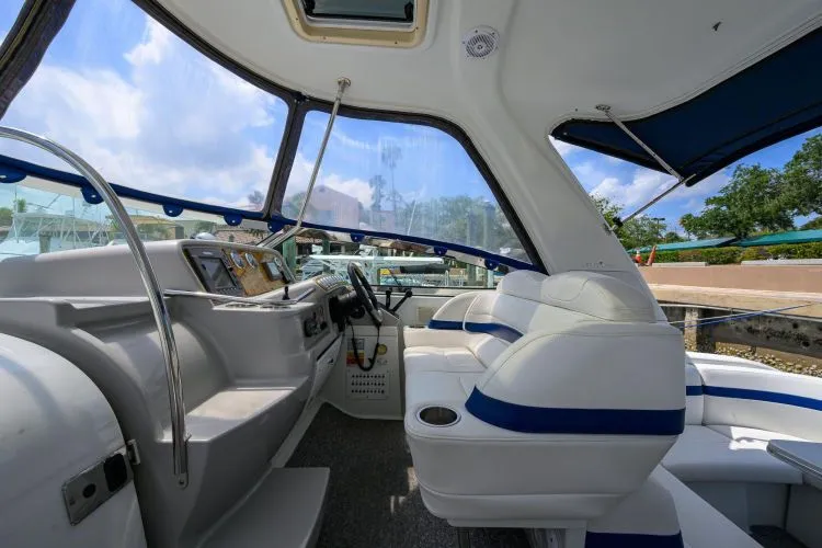 Slide: The Image of 2007 Formula 37 Performance Cruiser - Image 12 - 12