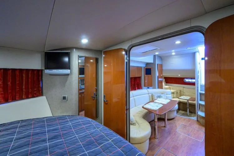 Slide: The Image of 2007 Formula 37 Performance Cruiser - Image 23 - 23