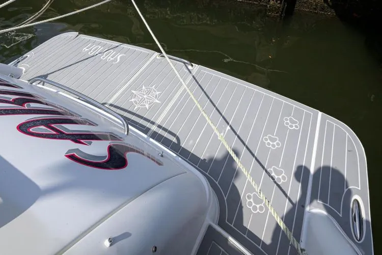 Slide: The Image of 2007 Formula 37 Performance Cruiser - Image 30 - 30