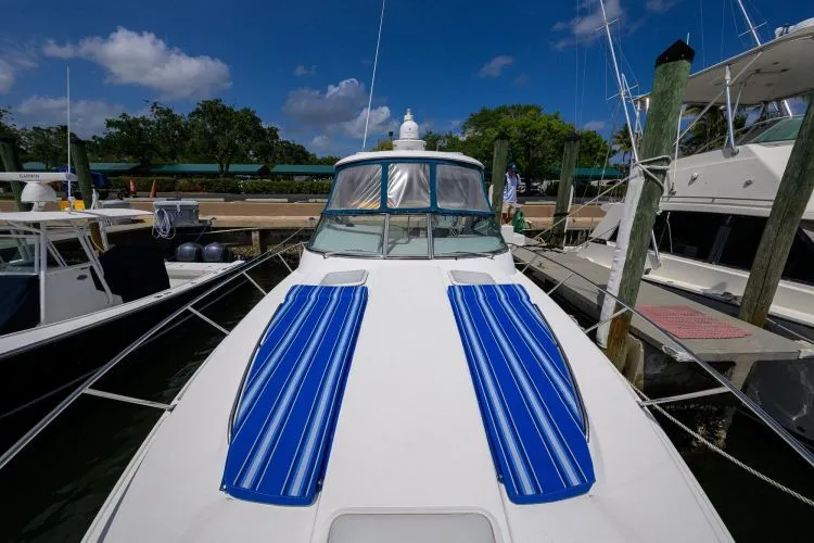 Slide: The Image of 2007 Formula 37 Performance Cruiser - Image 6 - 6