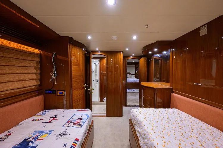 Slide: The Image of 2008 Hargrave Raised Pilothouse - Image 76 - 76