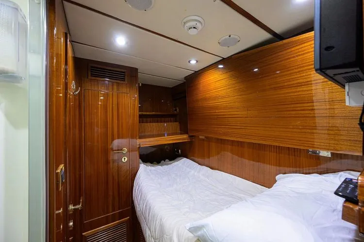 Slide: The Image of 2008 Hargrave Raised Pilothouse - Image 83 - 83