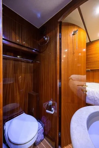 Slide: The Image of 2008 Hargrave Raised Pilothouse - Image 86 - 86