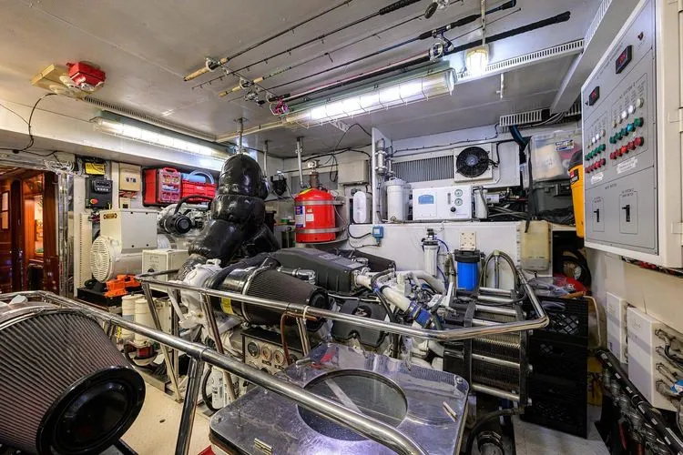 Slide: The Image of 2008 Hargrave Raised Pilothouse - Image 92 - 92