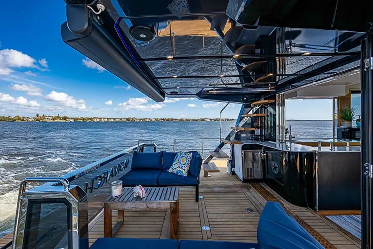 Slide: The Image of 2024 Okean 52 Fly - Image 16 - 16