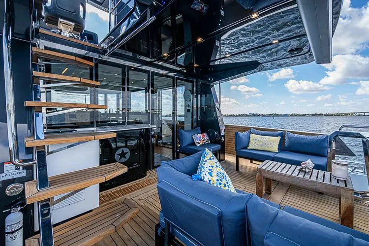 Slide: The Image of 2024 Okean 52 Fly - Image 20 - 20