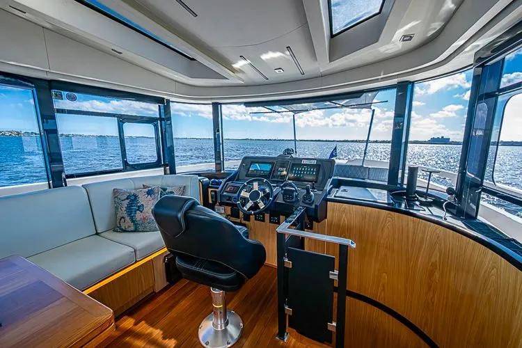 Slide: The Image of 2024 Okean 52 Fly - Image 38 - 38