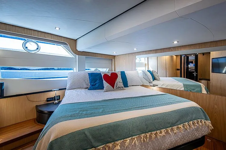 Slide: The Image of 2024 Okean 52 Fly - Image 45 - 45