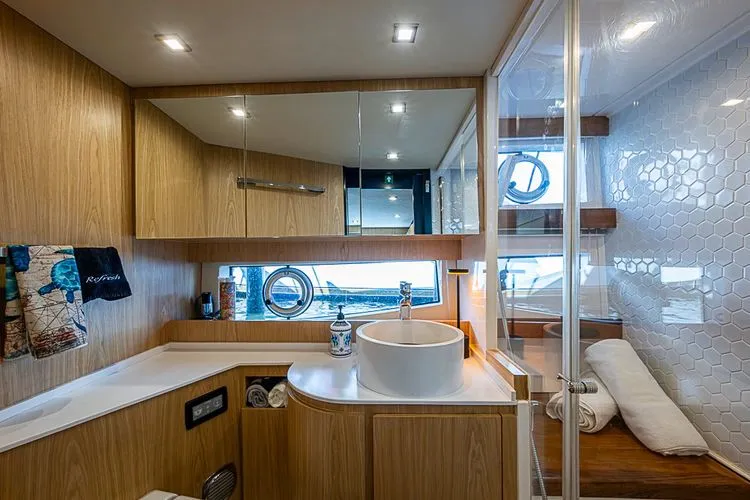 Slide: The Image of 2024 Okean 52 Fly - Image 48 - 48