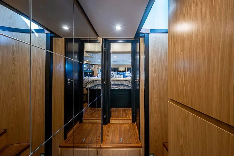 Slide: The Image of 2024 Okean 52 Fly - Image 51 - 51