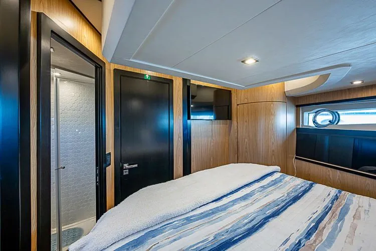 Slide: The Image of 2024 Okean 52 Fly - Image 54 - 54