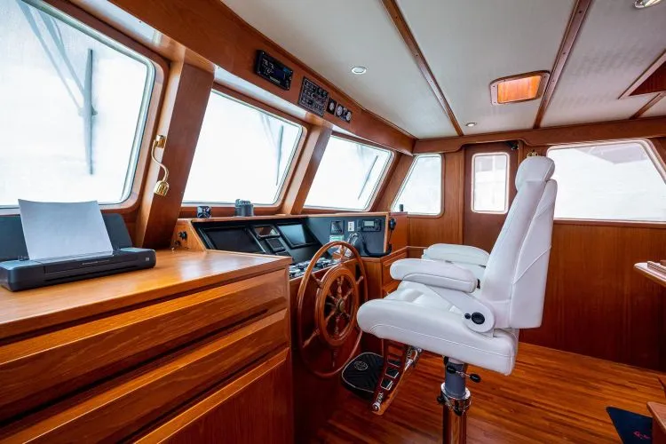 Slide: The Image of 2014 Defever Euro Pilothouse - Image 16 - 16