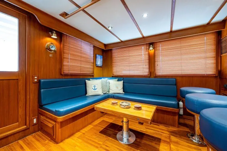 Slide: The Image of 2014 Defever Euro Pilothouse - Image 31 - 31