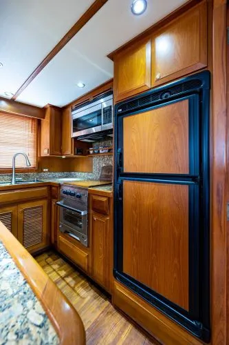 Slide: The Image of 2014 Defever Euro Pilothouse - Image 34 - 34