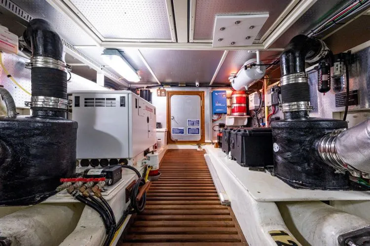 Slide: The Image of 2014 Defever Euro Pilothouse - Image 57 - 57