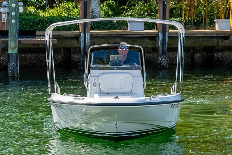 Slide: The Image of 2010 Boston Whaler 180 Dauntless - Image 3 - 3