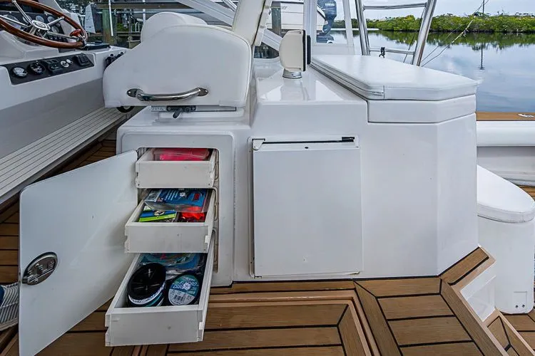 Slide: The Image of 2000 Blackfin 33 Open - Image 15 - 15