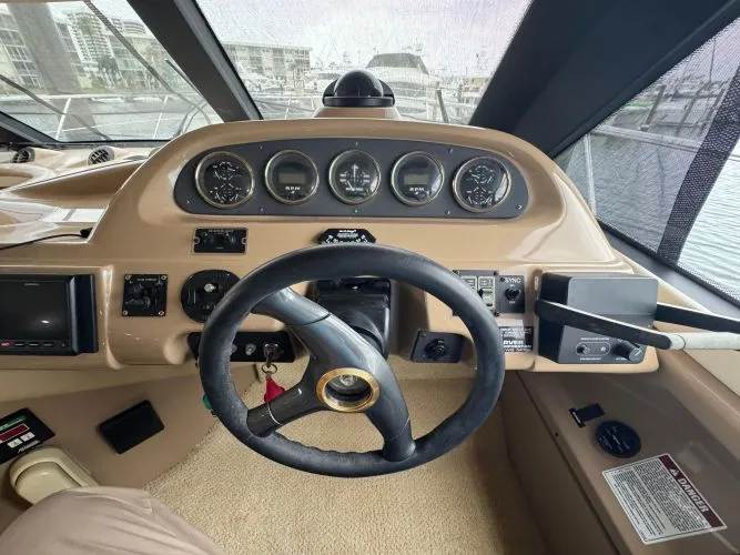 Slide: The Image of 2000 Carver 450 Voyager Pilothouse - Image 6 - 6