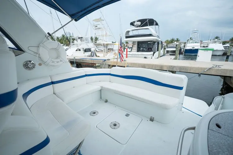 Slide: The Image of 2008 Formula 40 Performance Cruiser - Image 9 - 9