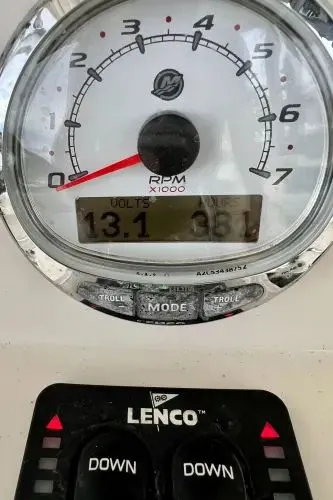 Slide: The Image of 2014 Sailfish 290 Cc - Image 25 - 25