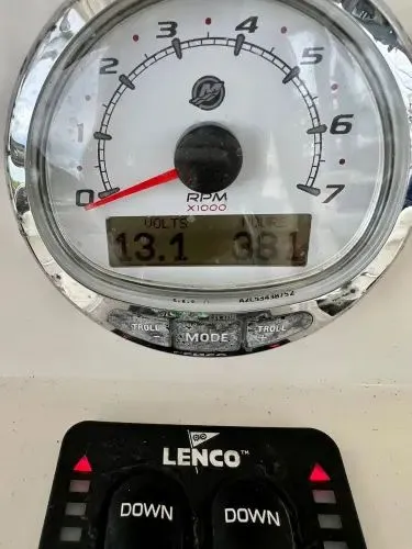 Slide: The Image of 2014 Sailfish 290 Cc - Image 47 - 47