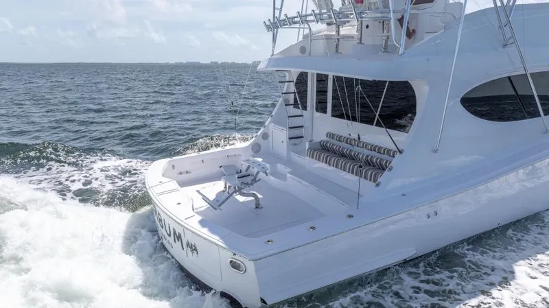 Slide: The Image of 2024 Hatteras Gt70 - Image 5 - 5