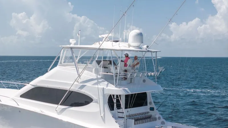 Slide: The Image of 2024 Hatteras Gt70 - Image 7 - 7