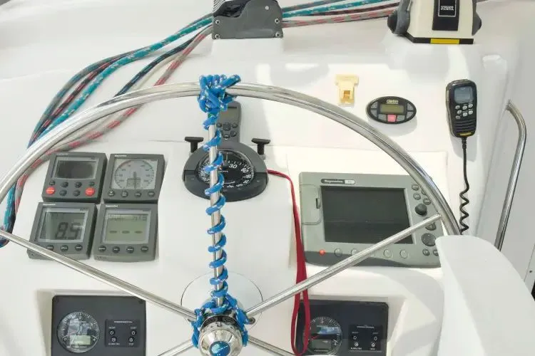 Slide: The Image of 2005 Manta 42 Mkii - Image 32 - 32