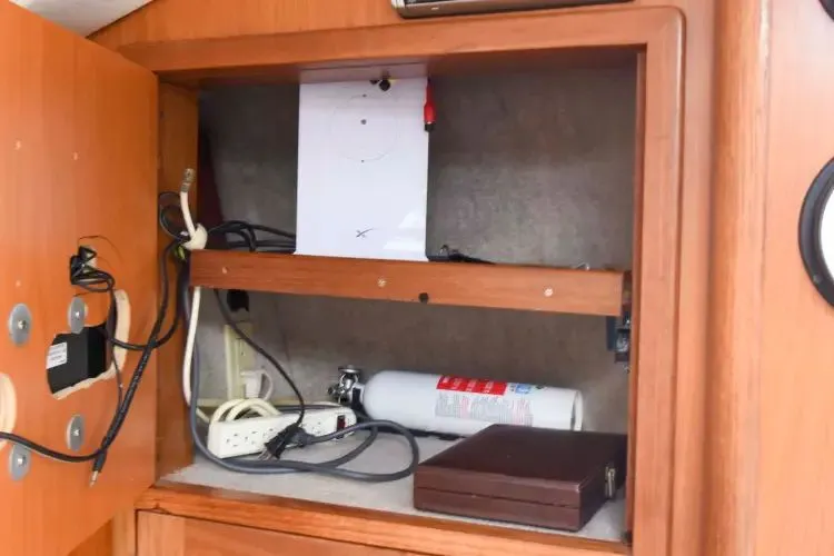 Slide: The Image of 2005 Manta 42 Mkii - Image 46 - 46