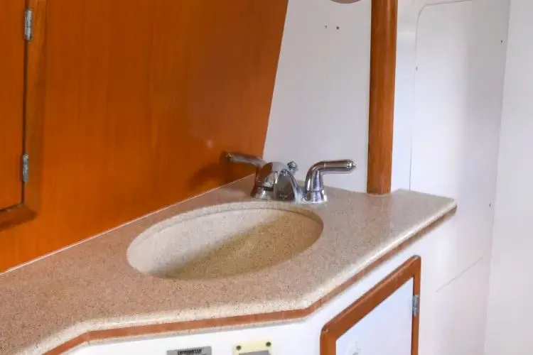 Slide: The Image of 2005 Manta 42 Mkii - Image 57 - 57