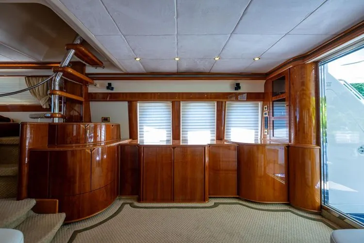 Slide: The Image of 2000 Viking Sport Cruisers - Image 12 - 12