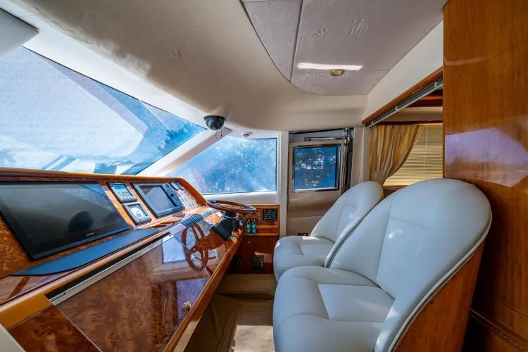 Slide: The Image of 2000 Viking Sport Cruisers - Image 30 - 30