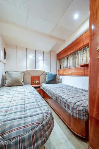 Slide: The Image of 2000 Viking Sport Cruisers - Image 37 - 37