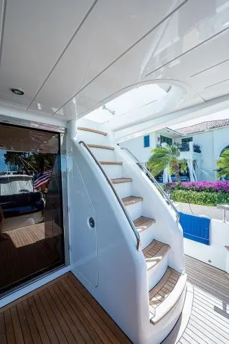 Slide: The Image of 2000 Viking Sport Cruisers - Image 57 - 57